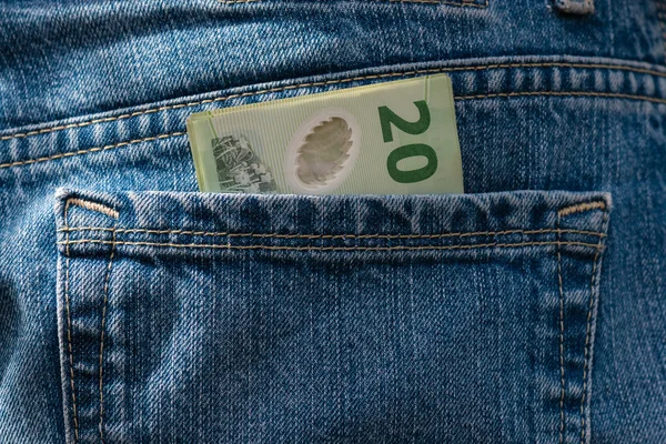 Nieuw-Zeelandse dollar in jeans zak — Stockfoto