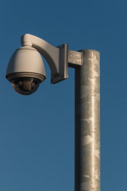 Direğe monte dome kamera