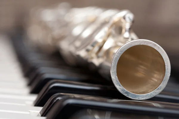 Flute and piano — Stock Photo, Image