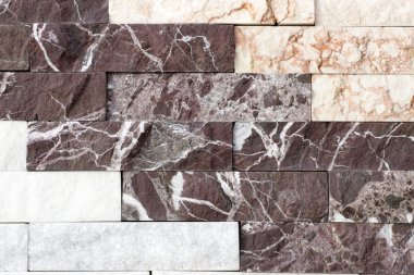 Traverten döşeme, tuğla malzeme rengi inşa