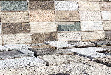 çok renkli mermer Pres Tuğla aralıktaki tepsiler