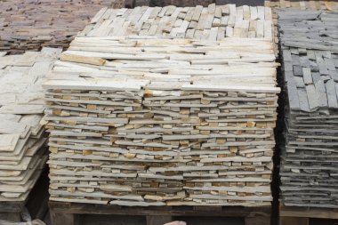 çok renkli mermer Pres Tuğla aralıktaki tepsiler