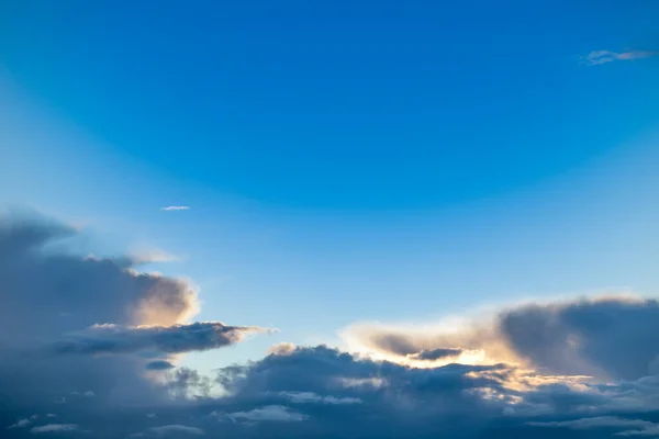 Panorama Del Cielo Azul Mañana Iluminado Por Luz Del Sol — Foto de Stock