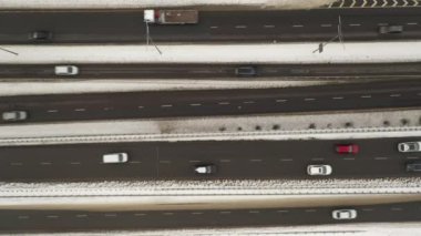 Çok katmanlı taşıma değişimlerinde hızlandırılmış zaman trafiği