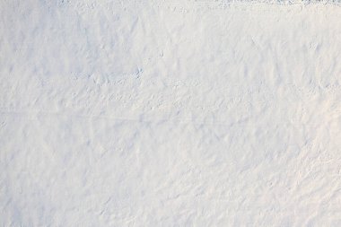 Taze yumuşak pofuduk beyaz kar, arkaplan veya doku.