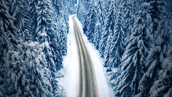 Snowy Mountain Road Forest Drone View Snowy Mountain Road Forest — Stock Photo, Image