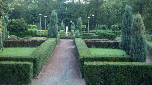Ogród Stylu Francuskim Miasto Bucha Central Park — Zdjęcie stockowe