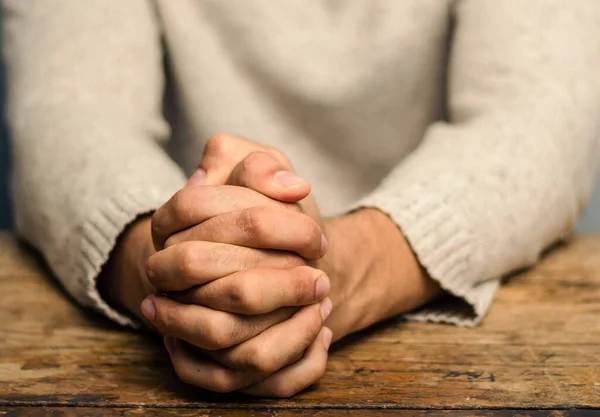 Dua eden ellerin resmi