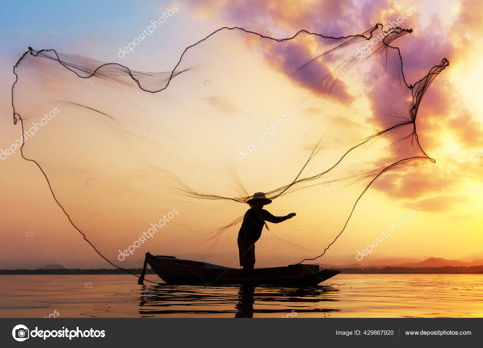 https://st2.depositphotos.com/42858700/42986/i/1600/depositphotos_429867920-stock-photo-fisherman-throwing-out-fishing-net.jpg