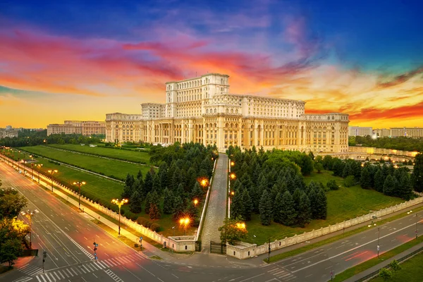 Місто Бухарест в Румунії — стокове фото