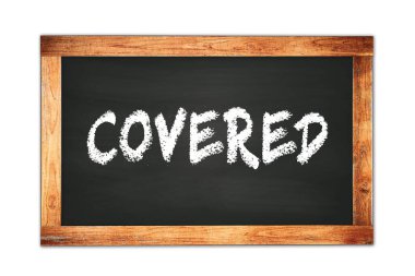 Siyah ahşap çerçeve okul tahtasına yazılmış kapaklı metin.