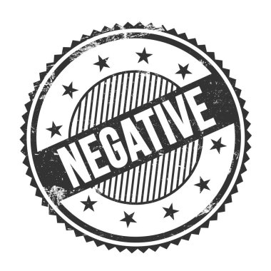 Siyah grungy zig zag kenarlarında yazılmış olumsuz metin.