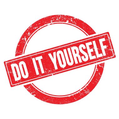 Bunu kendin yap. Kırmızı pasaklı, yuvarlak vintage damga üzerine yazılmış bir metin..