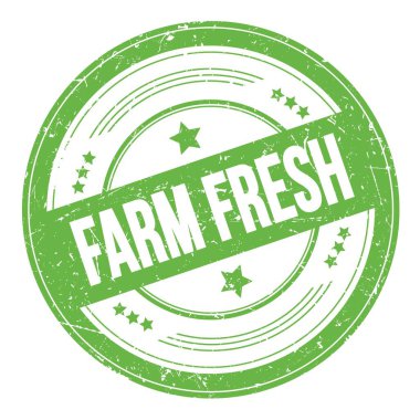 Yeşil yuvarlak grungy doku damgası üzerine FARM FRESH metin.