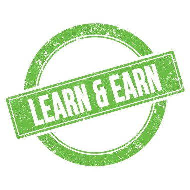 Yeşil grungy yuvarlak vintage damgalı LeARN & EARN metni.