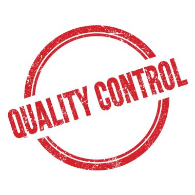 Kırmızı grungy vintage yuvarlak pul üzerine yazılmış Kalifiye Kontrol metni.