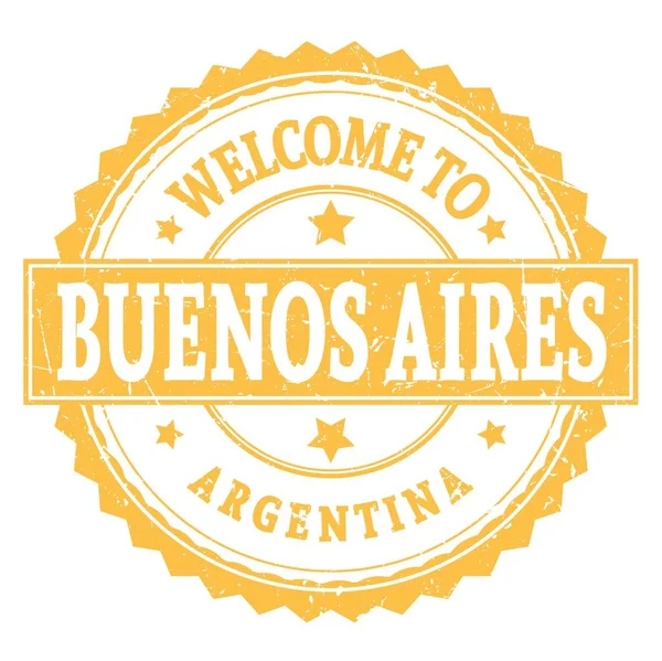 欢迎来到布宜诺斯艾利斯 Argentina 写在黄色圆形锯齿状邮票上的文字 — 图库照片
