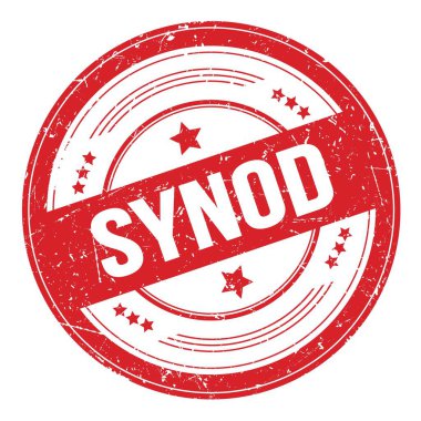 Kırmızı yuvarlak grungy doku damgası üzerine SYNOD metni.
