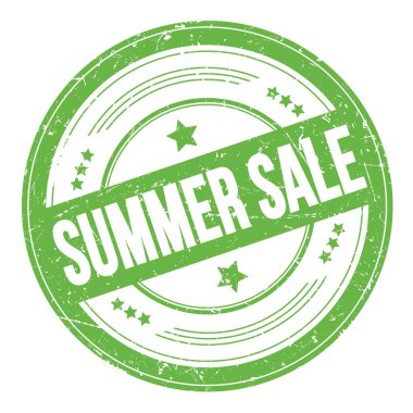 Yeşil yuvarlak grungy desen damgası üzerine yaz satışı metni.