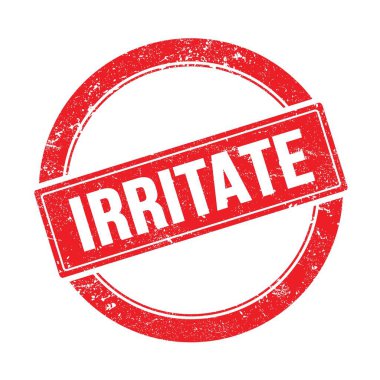 Kırmızı grungy yuvarlak vintage damga üzerinde IRRITATE metin.