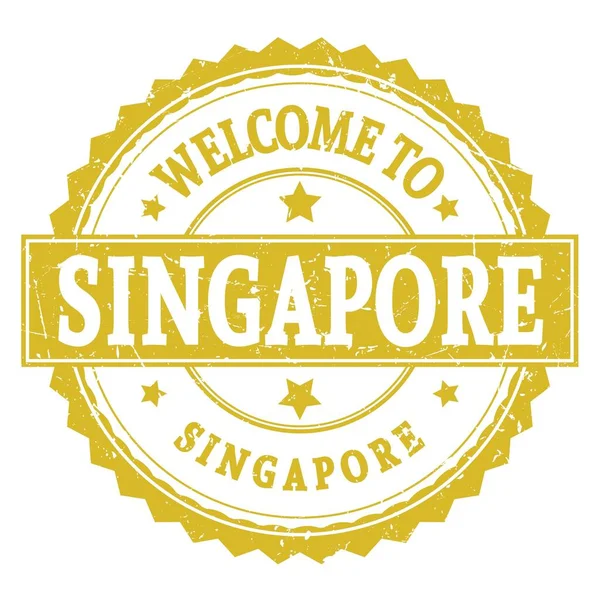 欢迎来到Singapore Singapore 写在黄色圆形锯齿状邮票上的字 — 图库照片