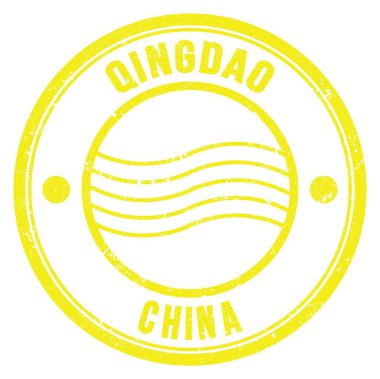 QINGDAO - ÇİN, Sarı yuvarlak posta damgası üzerine yazılmış kelimeler