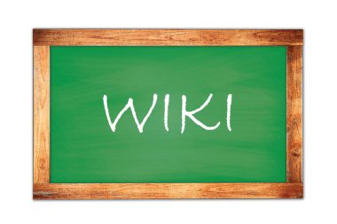 WIKI yeşil ahşap çerçeve okul tahtasına yazılmış metin.