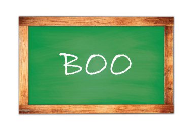 Yeşil ahşap çerçeve okul tahtasına BOO metni.