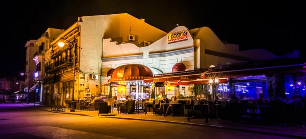 Restaurant at Night — Stock Photo, Image