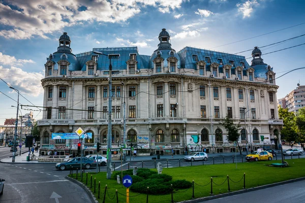 Університет Бухарест — стокове фото