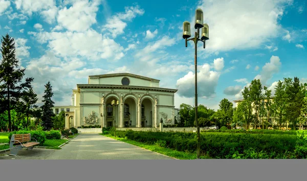 Бухарест оперний театр — стокове фото