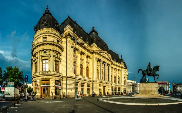 Bukarest--Universitetsbiblioteket — Stockfoto