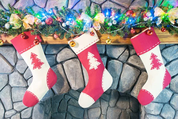 Modern iç tasarımda Noel ve Yeni Yıl ağacı