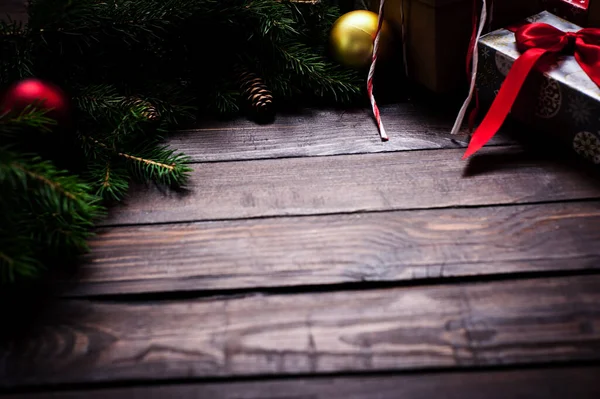 Süslü Noel hediyesi kutusu