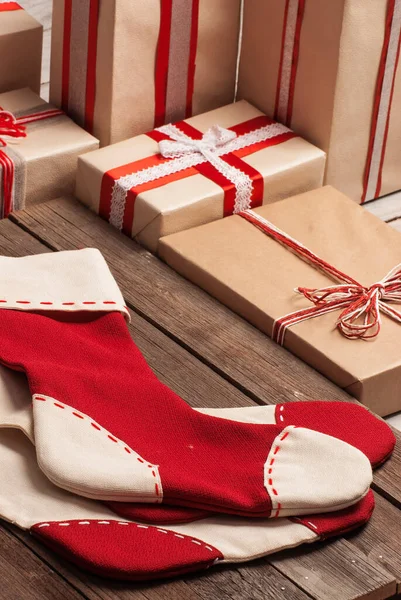 Süslü Noel hediyesi kutusu