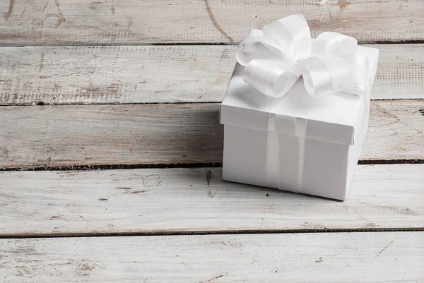 Новорічна Подарункова Коробка Прикрасою — стокове фото