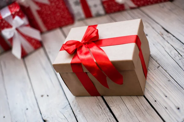 Kerstcadeaudoos Met Decoratie — Stockfoto