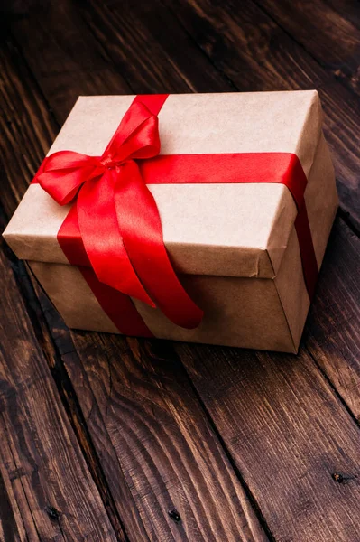 Weihnachtsgeschenkbox Mit Dekoration — Stockfoto