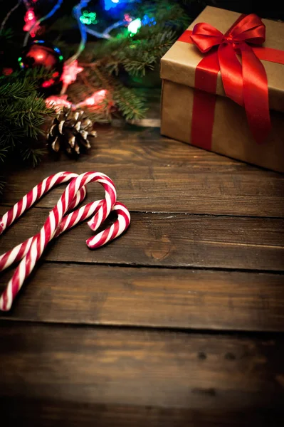 Süslü Noel hediyesi kutusu