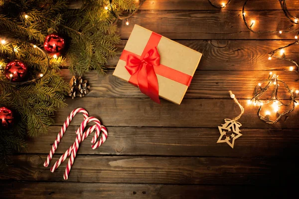 Süslü Noel hediyesi kutusu