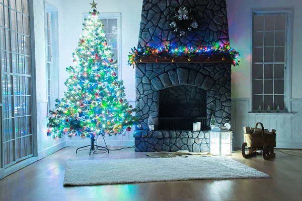 Árbol Navidad Año Nuevo Diseño Interior Moderno Fotos De Stock Sin Royalties Gratis