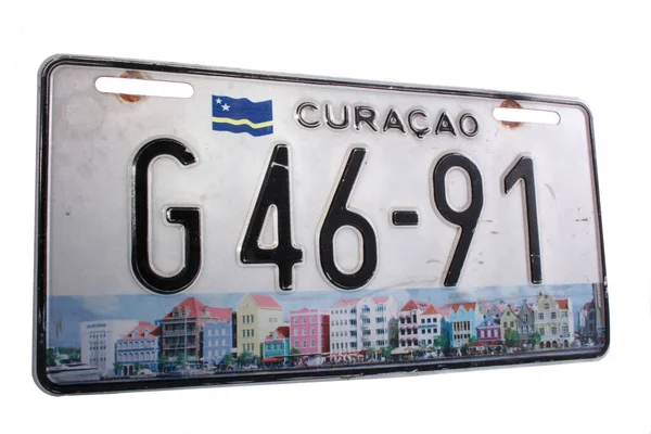 Curacao plakası beyaz arka planda izole edilmiş.