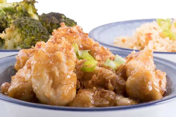 turuncu tavuk beyaz arka planda izole