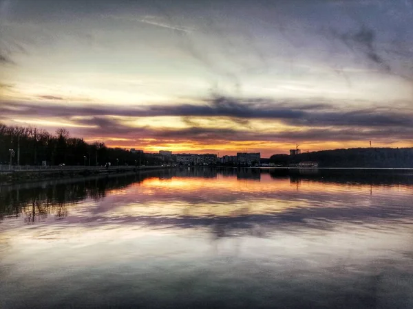 Pôr Sol Lago Tempo Encantador Natureza — Fotografia de Stock