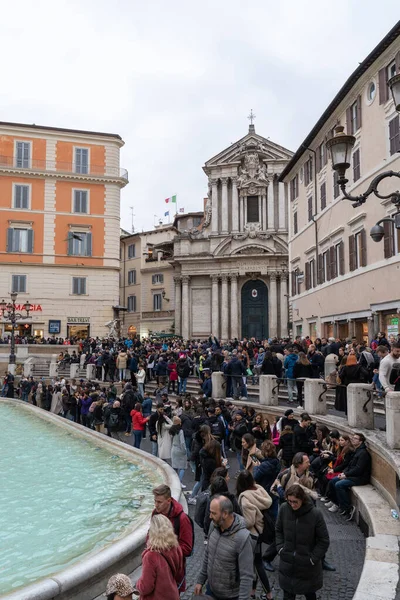 Molti Turisti Che Guardano Fontana Trevi Roma — Foto Stock