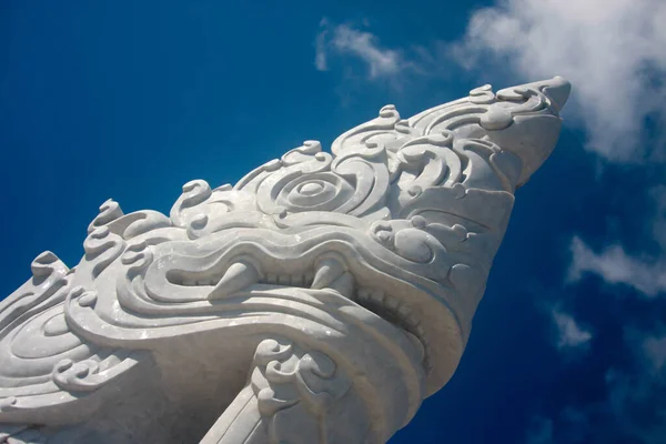 Cabeza Serpiente Templo Phuket Tailandia —  Fotos de Stock