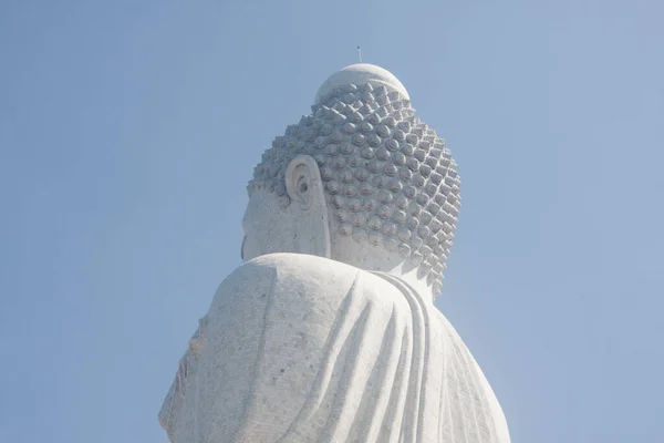 Велика Статуя Будди Розташована Пагорбі Провінції Пхукет Таїланд Ліцензійні Стокові Фото