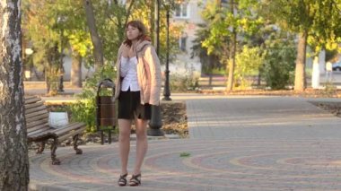 Bir ceket kadında öksürük