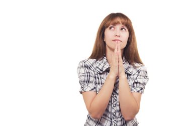 Bir gömlek kadında dua ediyor