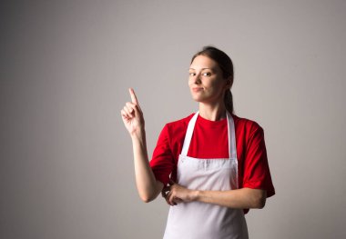 Aşçı kadın. Beyaz arkaplan üzerinde izole edilmiş